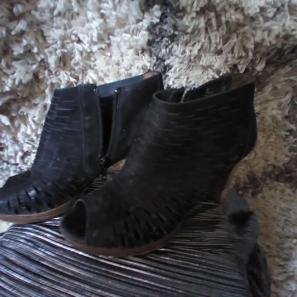 Ankle heel